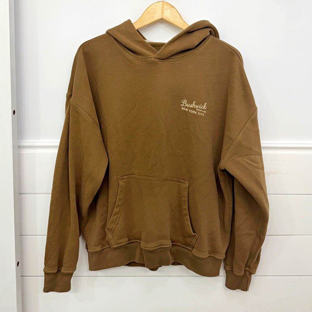 Abercrombie & Fitch A&F Essentials Bushwick Graphic Brown Pullover Hoodie S